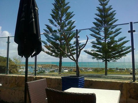 Oscar & Sons - Tourism Gold Coast 0