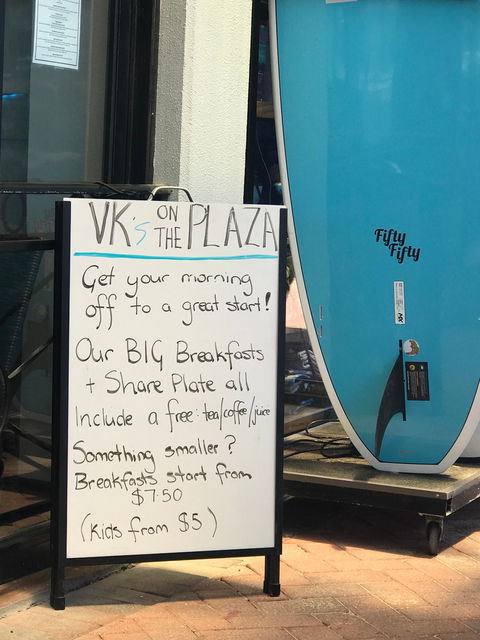 VK's On The PLAZA - Tourism Gold Coast 4