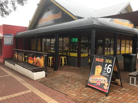 Chicken Treat - Tourism Gold Coast 0