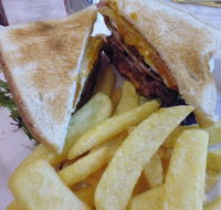 Eaton Tavern - Tourism Gold Coast