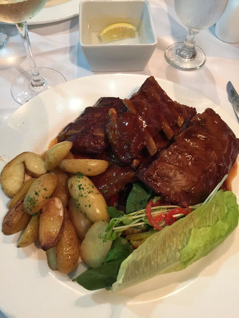 Sails Restaurant - Tourism Gold Coast 2