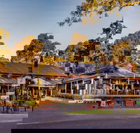 The Duck Inn - Tourism Gold Coast