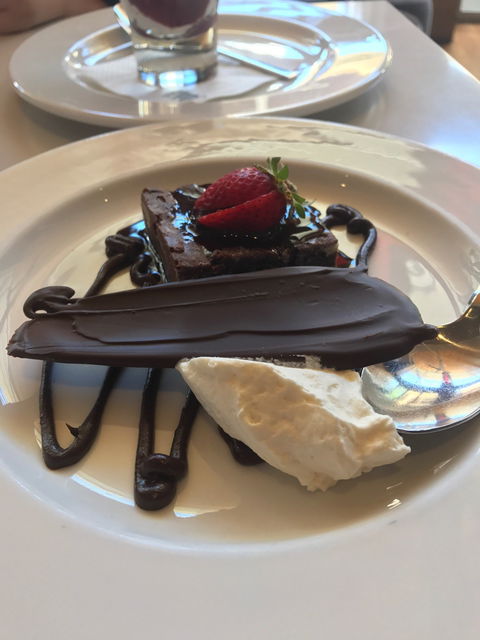 Avoca Hotel - Tourism Gold Coast 5