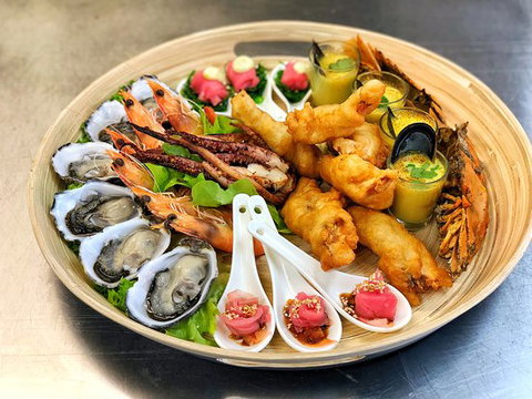 Beachcomber - Tourism Gold Coast 0