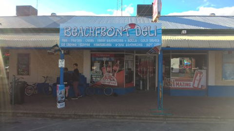 Beachfront Deli - Tourism Gold Coast 0