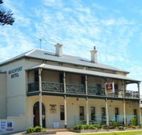 Beachport Hotel - Tourism Gold Coast