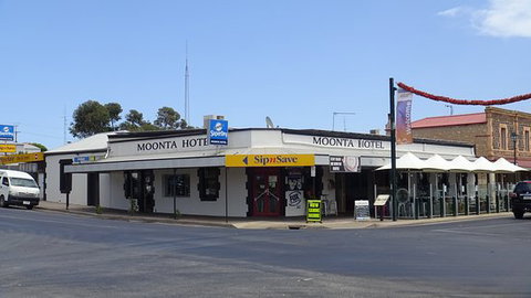 Moonta Hotel - Gold Coast 0