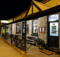 Riverton Hotel - Tourism Gold Coast