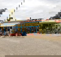 The Travelling Duck Cafe - Tourism Gold Coast