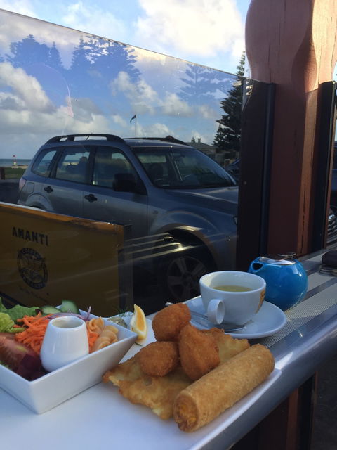 Waterfront Cafe - Tourism Gold Coast 3