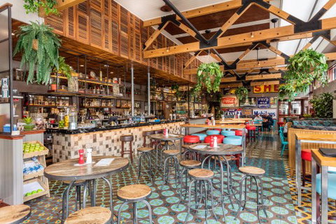 Main St Bar & Eatery - Tourism Gold Coast 0