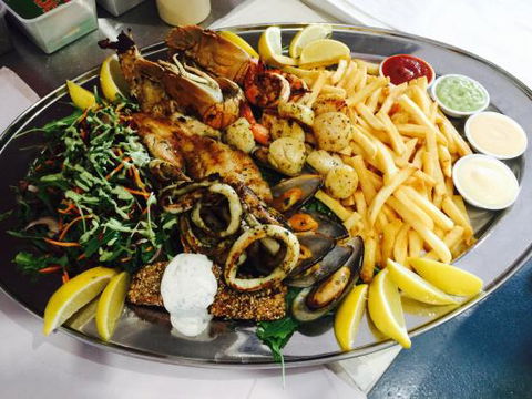 K.I.S Seafoods - Tourism Gold Coast 0