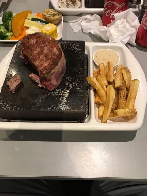 Stonegrill Restaurant - Tourism Gold Coast 4