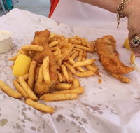 Birds Fish Bar - Bowen Fishermans Seafood Company PTY. LTD. - Gold Coast