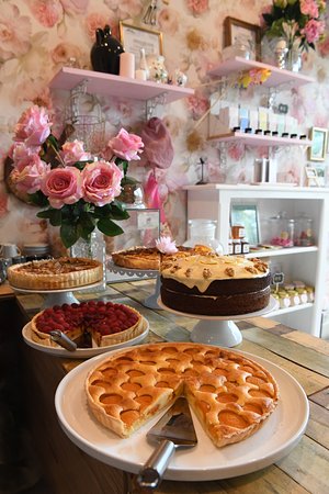 The Mixing Bowl - Cakery Boutique - Tourism Gold Coast 0