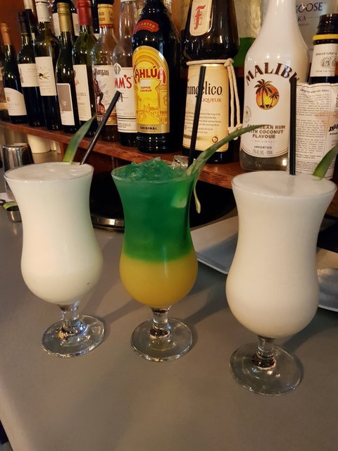 Trinity Beach Bar & Grill - Tourism Gold Coast 3