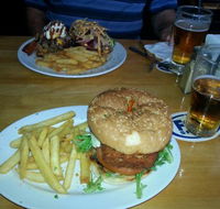 The Point Tavern - Tourism Gold Coast