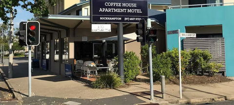 The Coffee House Apartments & Bistro - Tourism Gold Coast 0