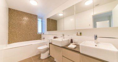 Empire Apartment Hotel - Tourism Gold Coast 15