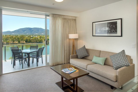 Empire Apartment Hotel - Tourism Gold Coast 17