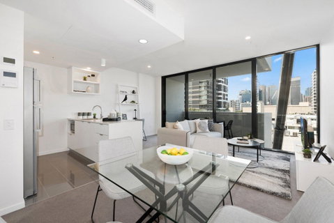 Arise Ivy and Eve - Tourism Gold Coast 15