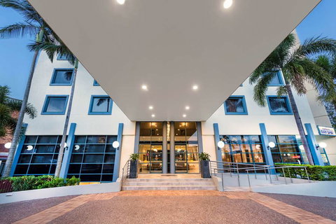 Best Western Plus Hotel Diana - Gold Coast 0