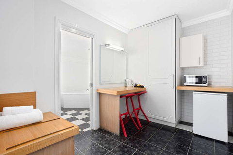 Comfort Inn, The International - Tourism Gold Coast 8