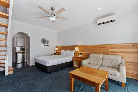 Comfort Inn, The International - Tourism Gold Coast 14