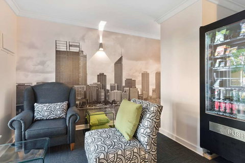 The Peninsula Riverside Apartments - Tourism Gold Coast 8