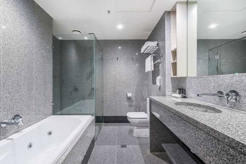 Mantra Tullamarine Hotel - Tourism Gold Coast 3