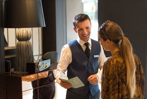 Mayfair Hotel - Tourism Gold Coast 1