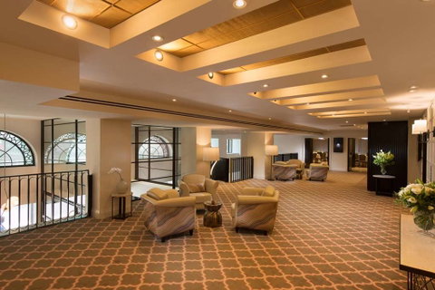 Mayfair Hotel - Tourism Gold Coast 10
