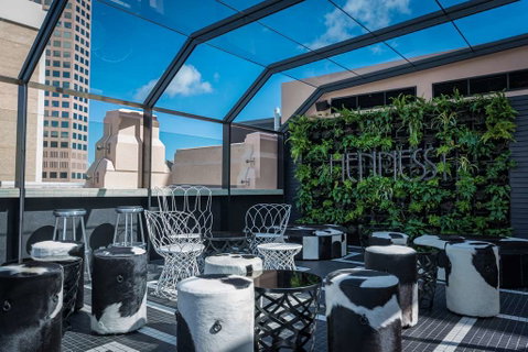 Mayfair Hotel - Tourism Gold Coast 13