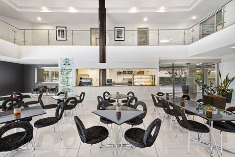 Adina Serviced Apts Canberra Dickson - Gold Coast 16