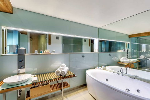 The Henry Jones Art Hotel - Tourism Gold Coast 4