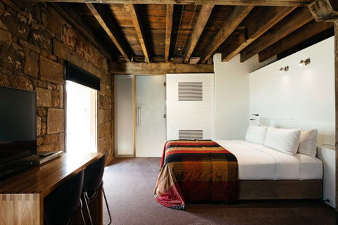 The Henry Jones Art Hotel - Tourism Gold Coast 6