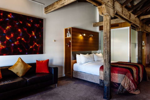 The Henry Jones Art Hotel - Tourism Gold Coast 12