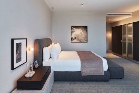 Eos by SkyCity - Tourism Gold Coast 6