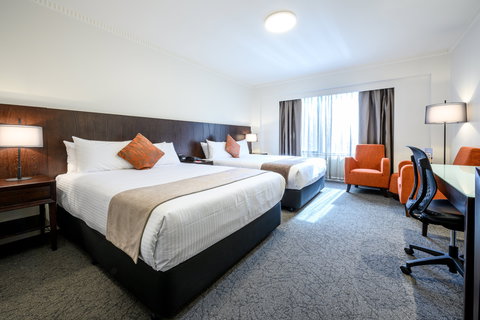 Hotel Grand Chancellor Adelaide - Tourism Gold Coast 4