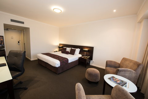 Hotel Grand Chancellor Adelaide - Tourism Gold Coast 6