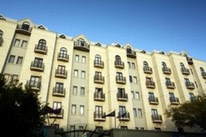 Frome Apartments - Tourism Gold Coast 0