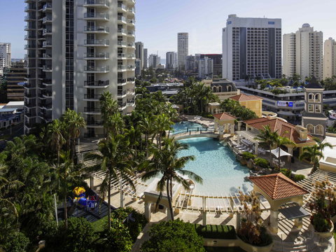 Mantra Towers of Chevron Surfers - Tourism Gold Coast 1