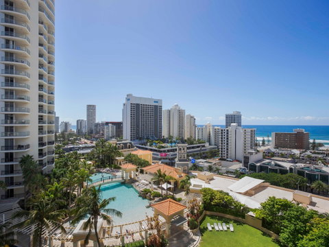 Mantra Towers of Chevron Surfers - Tourism Gold Coast 2