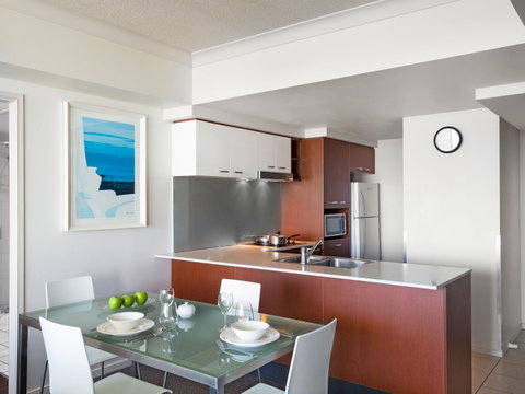 Mantra Towers of Chevron Surfers - Tourism Gold Coast 6