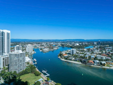 Mantra Towers of Chevron Surfers - Tourism Gold Coast 15