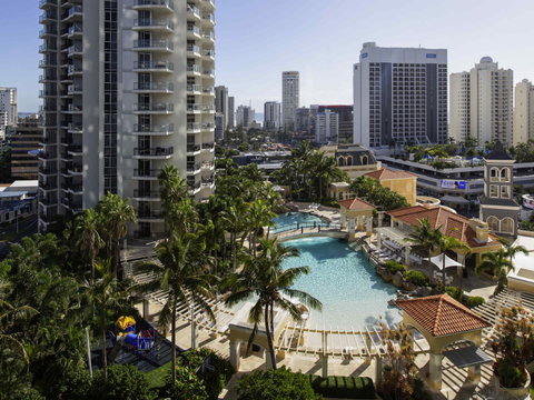 Mantra Towers of Chevron Surfers - Tourism Gold Coast 17