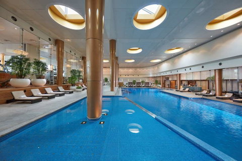 Crown Towers Melbourne - Tourism Gold Coast 7