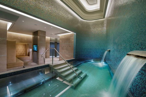 Crown Towers Melbourne - Tourism Gold Coast 15