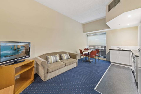 YEHS Hotel Melbourne CBD - Tourism Gold Coast 12