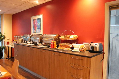 YEHS Hotel Melbourne CBD - Tourism Gold Coast 14
